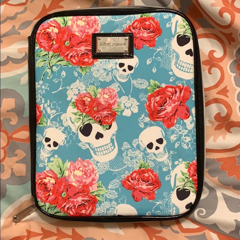 Betsey Johnson iPad Case